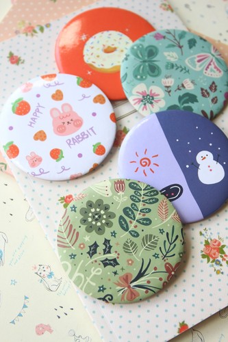 Cute cartoon pocket - cartoon, mirror