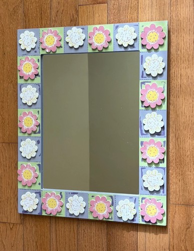 90s pink daisy wall - 90s,